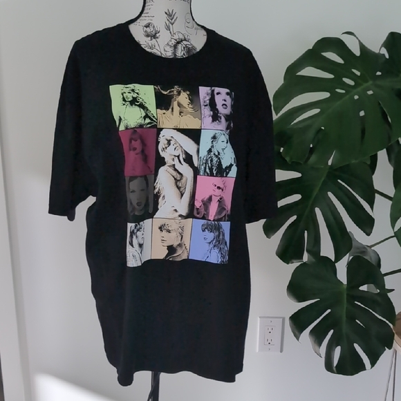 Taylor Swift Tops - Taylor Swift Black Tour T-Shirt